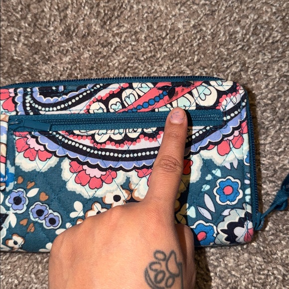 Vera Bradley Haymarket Paisley Jewel Turnlock Wallet - Picture 10 of 10